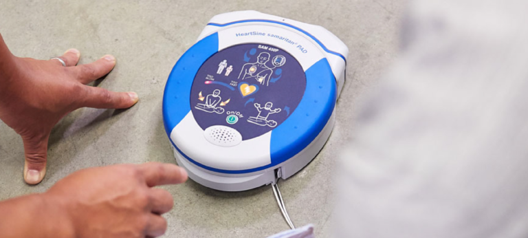 Differenza tra corso operatore BLSD e corso primo soccorso(DAE) e formazione BLSD